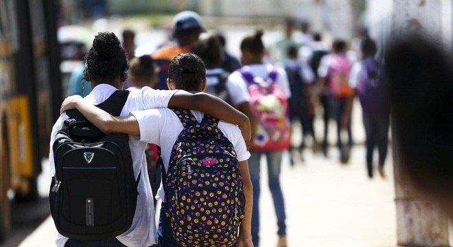 904 escolas ofertam a partir de hoje atividades de reforço e recuperação