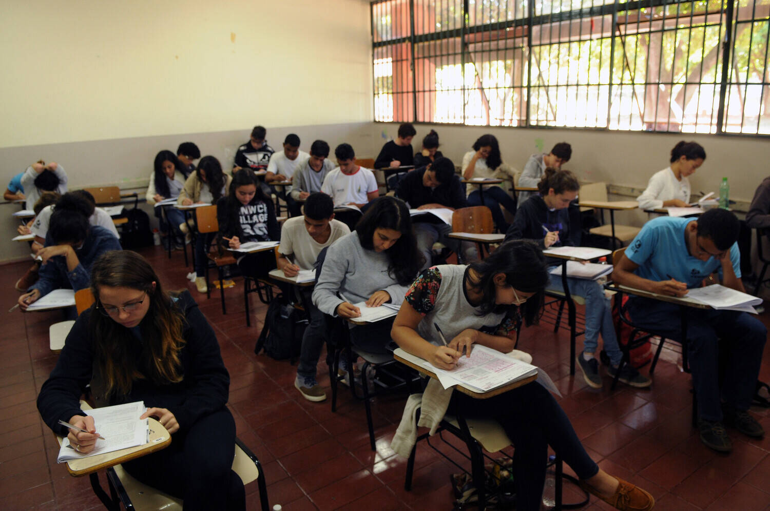Enem: escolas sem energia em SP terão geradores, garantem Enel e governo  federal - Notícias - R7 São Paulo
