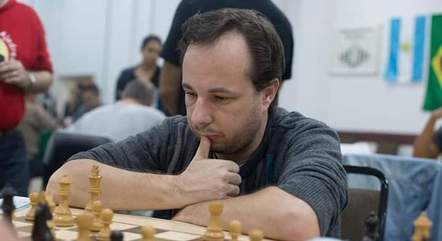 Xadrez não deve ser visto como um jogo elitista', avalia professor -  Notícias - R7 Educação