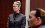 Amber Heard diz em depoimento que Johnny Depp a agrediu na lua de mel