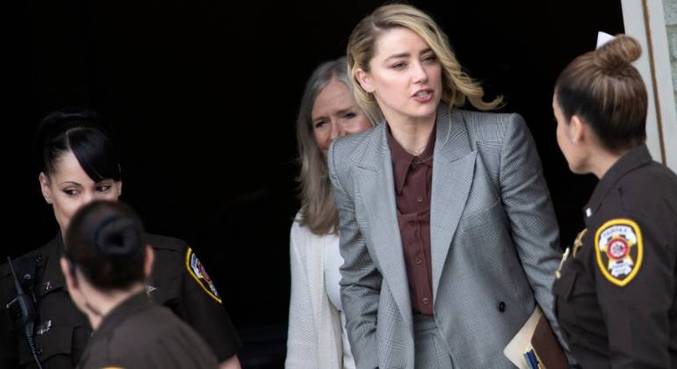 Campanha falsa foi criada na web para ajudar Amber Heard