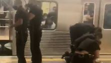 Ambulante é agredido por seguranças do Metrô de SP