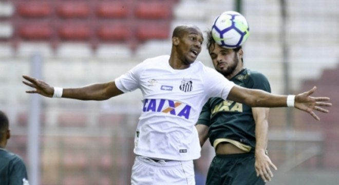Santos voltou a jogar mal e perdeu mais uma no Brasileirão