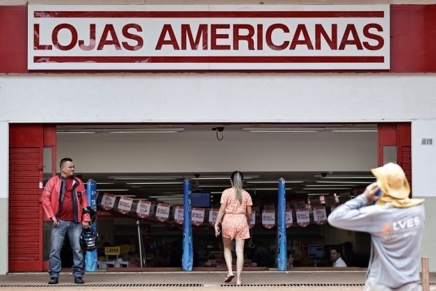 Americanas fecha 38 lojas após pedido de recuperação judicial e está  pagando fornecedores quase à vista