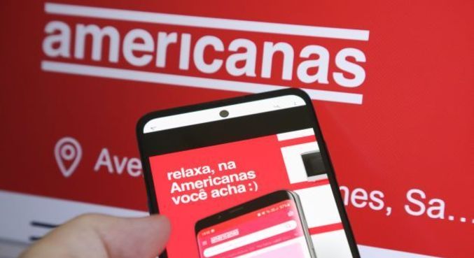 No aplicativo e site da Americanas, há notebooks pelo dobro do preço