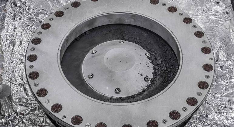 Amostra do asteroide Bennu será analisada pela Nasa por dois anos