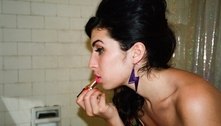 Pais de Amy Winehouse leiloam até sutiãs da cantora