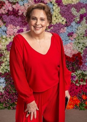Ana Beatriz Nogueira muito feliz por "Todas as Flores"