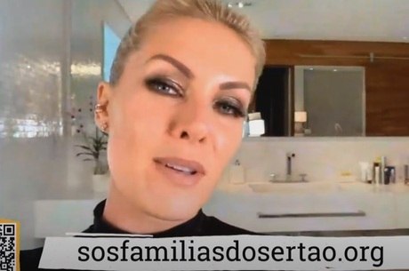 Ana Hickmann fez tutorial de maquiagem em live