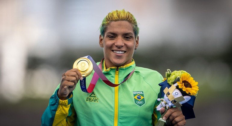 Brasil sobe no quadro de medalhas com ouro de Ana Marcela ...