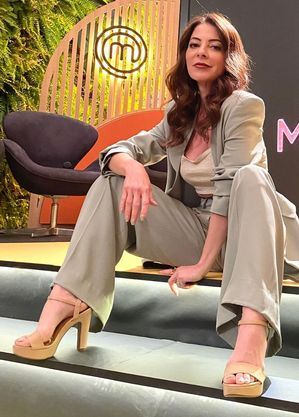 Ana Paula Padrão comanda o MasterChef na Band 