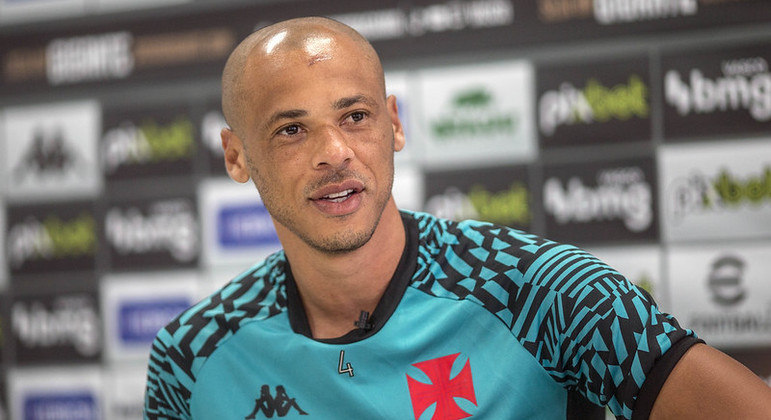 Anderson Conceição em entrevista coletiva concedida no CT Moacyr Barbosa