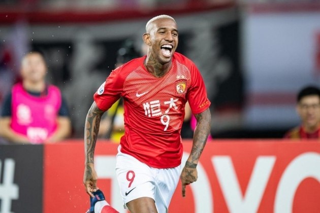 Anderson Talisca - Atualmente no Guangzhou Evergrande, da China, o meia de 26 anos teve sua última convocação nas Eliminatórias para a Copa de 2018. Pode ganhar uma nova oportunidade