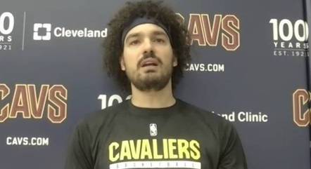 Varejão treinava em casa par manter forma física