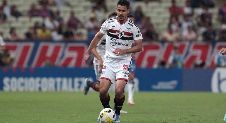 André Anderson em partida contra o Fortaleza