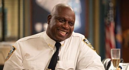 APRENDA INGLÊS COM BROOKLYN NINE NINE