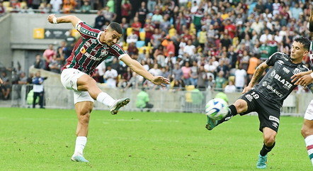 André em ação pelo Fluminense contra o Santos