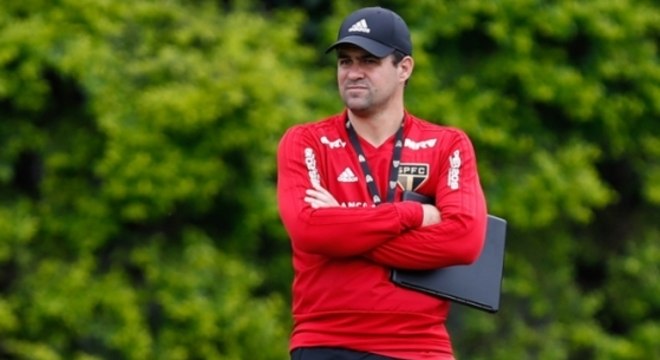 André Jardine será o técnico do São Paulo até o fim da próxima temporada. Comandante tenta efetivação no cargo