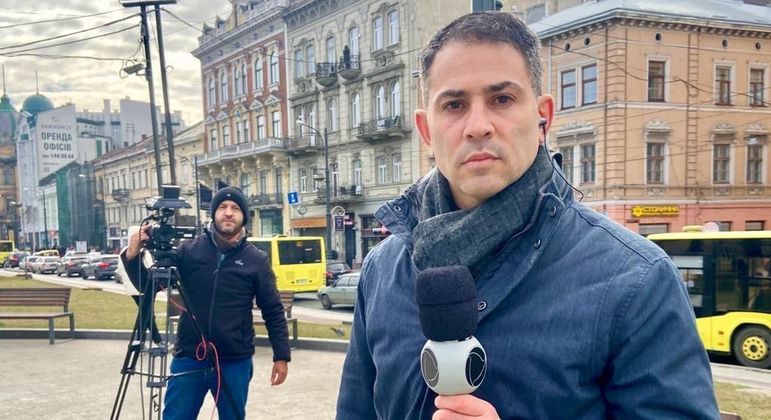 Em meio à tensão da cobertura da guerra, repórter da Record TV diz que ...