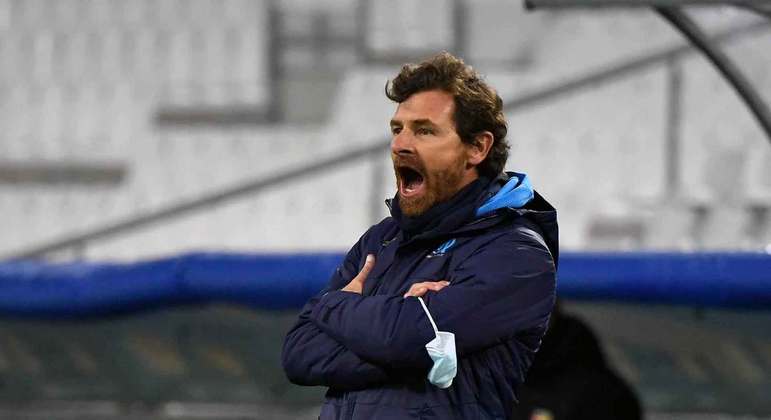 André Villas-Boas (Portugal) - 43 anos - Último clube: Olympique de Marselha - Desempregado desde fevereiro de 2021 - Foi multicampeão no Porto logo em sua primeira temporada como treinador, em 2010, vencendo o campeonato português e a Liga Europa, por exemplo. Depois passou por Chelsea e Tottenham, até que chegou ao Zenit, reencontrou o caminho das vitórias e venceu o campeonato russo e a Copa da Rússia