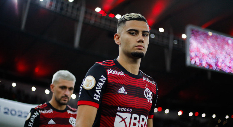 Andreas Pereira, meio-campista que deve deixar o Flamengo para voltar ao Manchester United