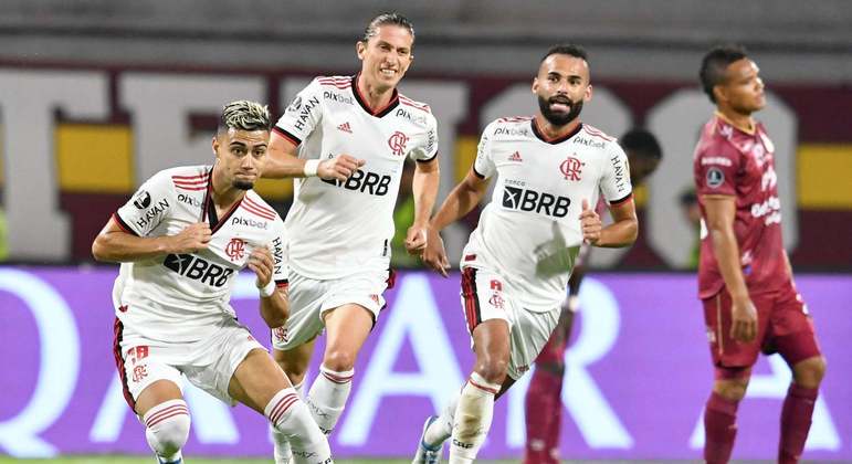 Andreas Pereira comemora gol pelo Flamengo