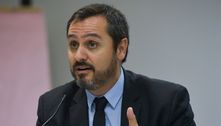 Polícia Federal diz que vai investigar se Bolsonaro entrou nos EUA com cartão de vacina falso
