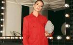 Recentemente, Andressa apareceu nas redes sociais com um look vermelho poderosíssimo. Destaque para os bolsos do casaco e para as fendas da calça de modelagem mais largaVeja também: Andressa Suita usa look vermelho de mais de R$ 27 mil em show de Gusttavo Lima em Miami
