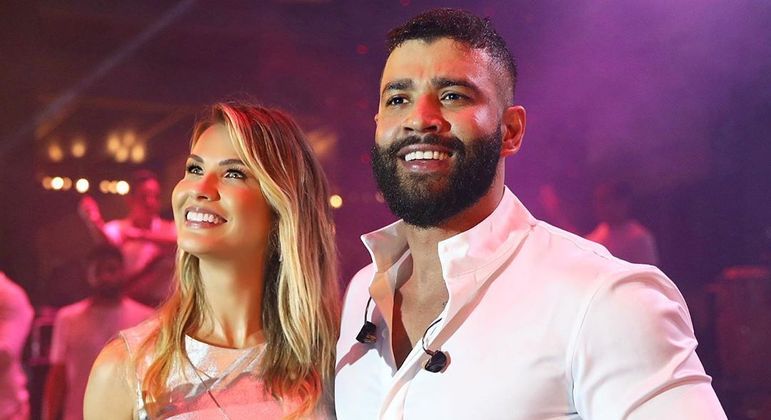 Gusttavo Lima e Andressa Suita exibiam uma "vida feliz" em publicações nas redes sociais 