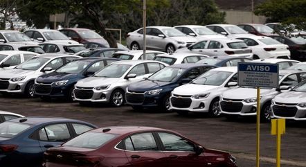 Brasil emplacou 207.717 veículos em agosto, diz Fenabrave