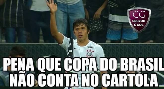 Ángel Romero ganha memes após marcar dois gols sobre o Vitória