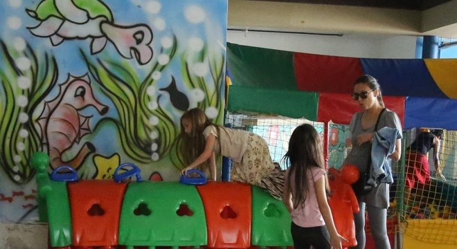 angelica eva votando