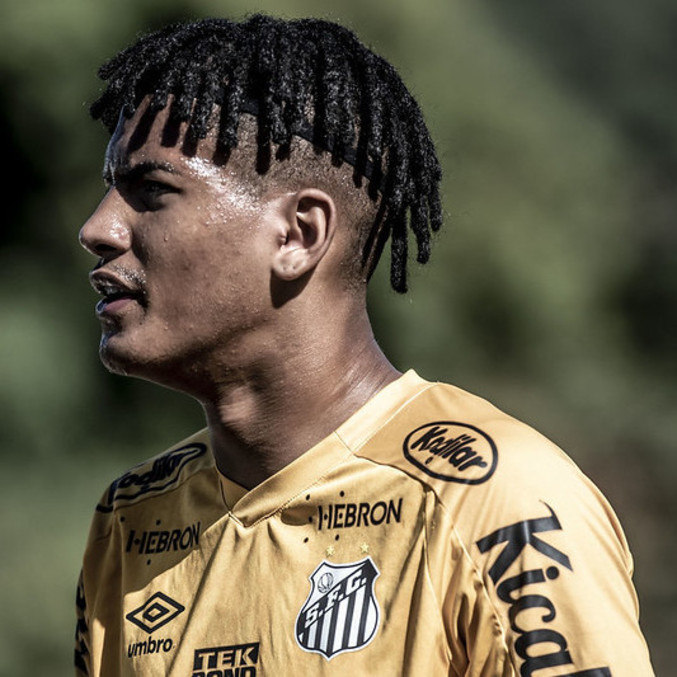 Ângelo é um dos entrevistados em série documental gratuita sobre a base santista