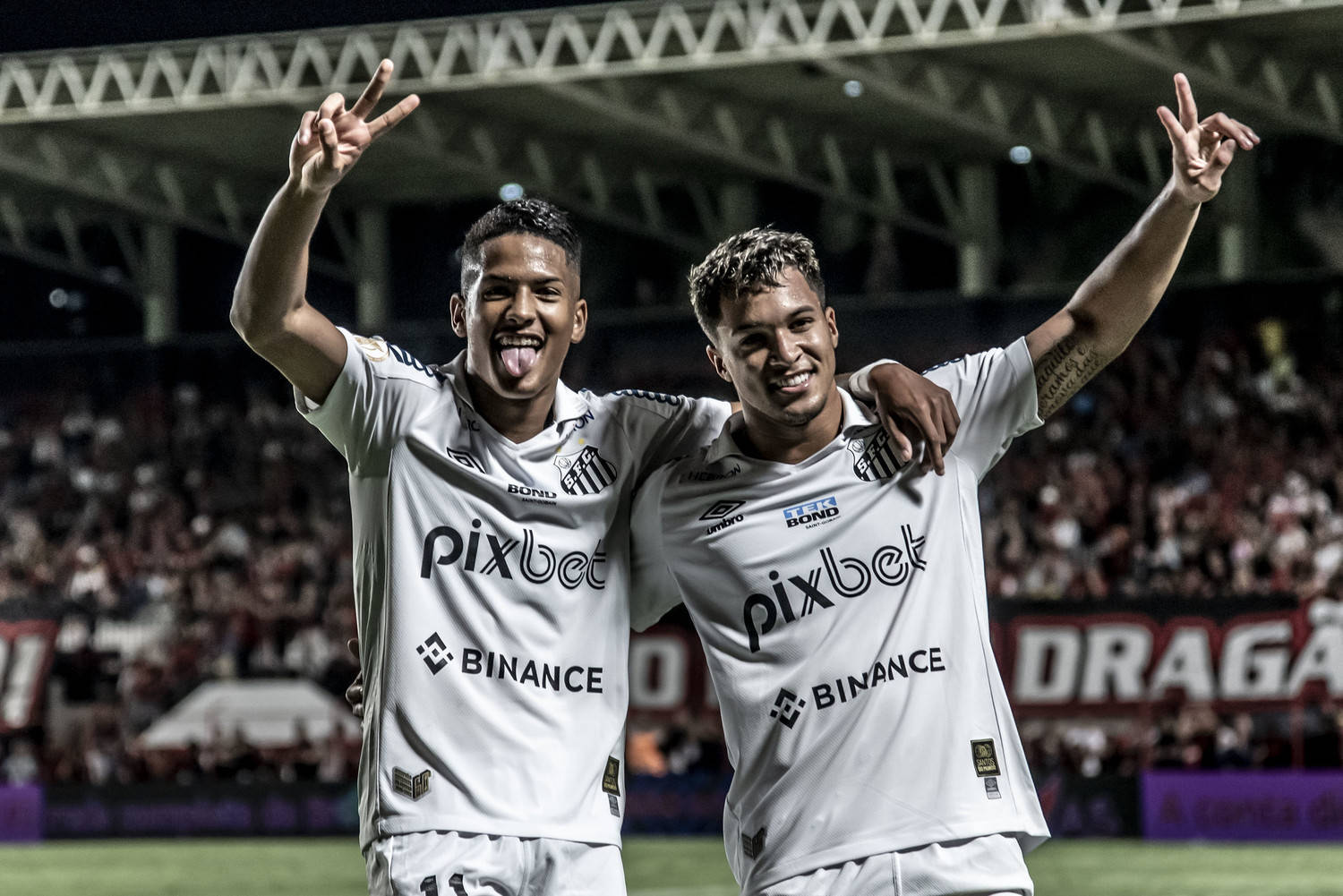 Campeão com o Santos em 2010, Wesley celebra volta ao Paulistão - Futebol -  R7 Campeonato Paulista