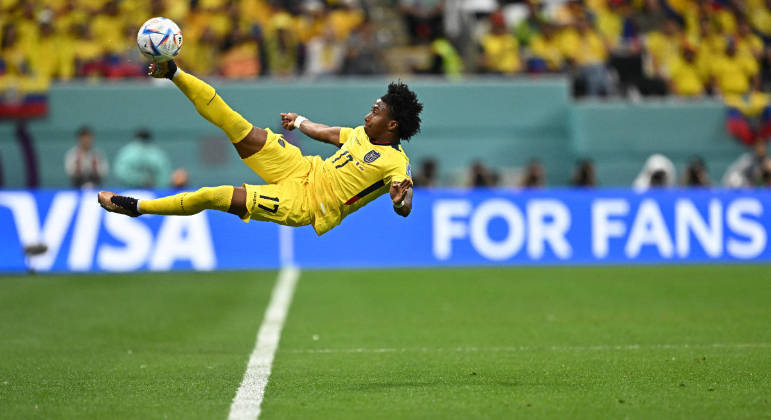 Catar e Equador abrem a Copa do Mundo; veja as melhores fotos do