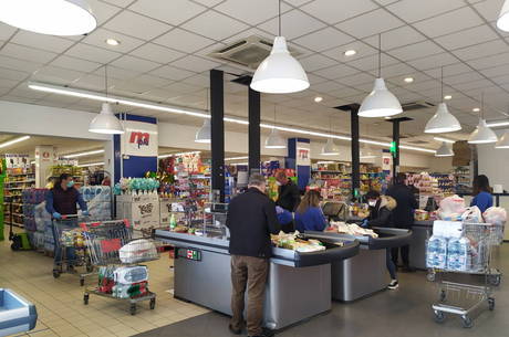 Supermercados italianos não registram desabastecimento