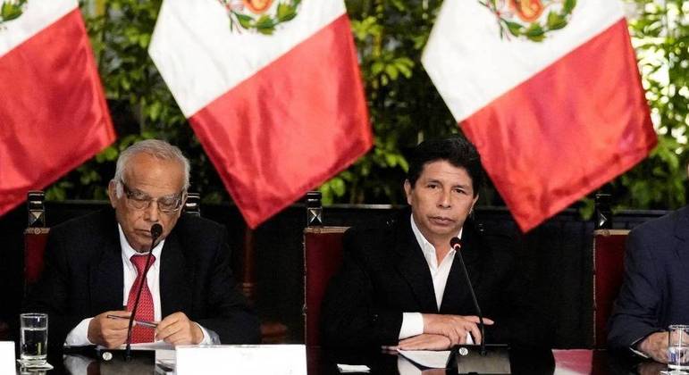 Então primeiro-ministro do Peru Aníbal Torres participa de coletiva com Pedro Castillo