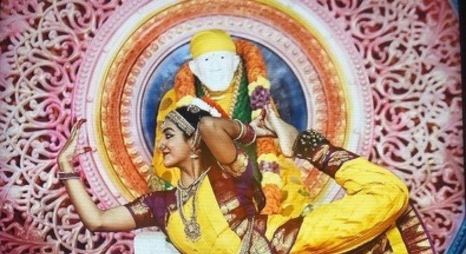 Quando não está estudando ou pesquisando, Anika gosta de praticar Bharatanatyam, uma dança clássica indiana