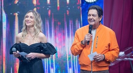 Anne Lotermann e Fausto Silva no "Faustão na Band"