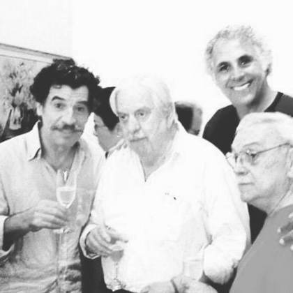 Há duas semanas, o ator recordou o trabalhou no filme Casa da Mãe Joana 2, comédia assinada por Hugo Carvana (ao centro da foto), com Paulo Betti, Antônio Pedro e grande elenco