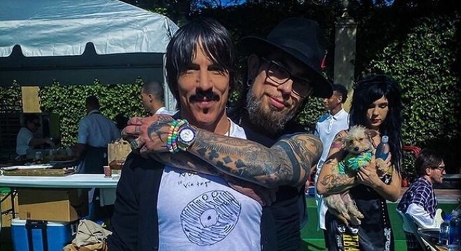 John Frusciante e Dave Navarro tocam juntos em show do Jane’s Addiction; fotos e vídeos
