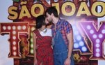 E não acabou por aí o 'momento romance'. Antônia Morais e Paulo Dalagnoli também trocaram beijos