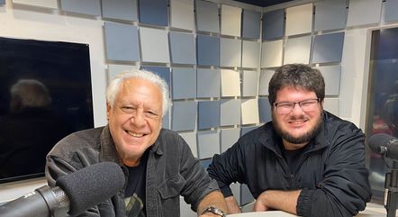 Antonio Fagundes e Danilo Gobatto na rádio Bandeirantes neste sábado