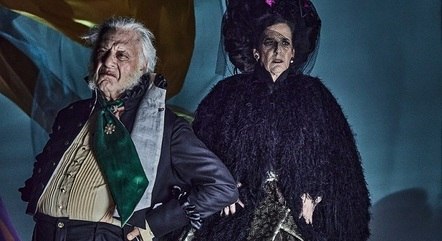 Antonio Fagundes e Ilana Kaplan  em “IndependênciaS”