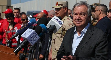 António Guterres visita a fronteira de Rafah