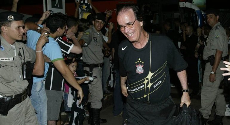 Antônio Lopes: dois títulos - 1997 (Vasco) e 2005 (Corinthians)