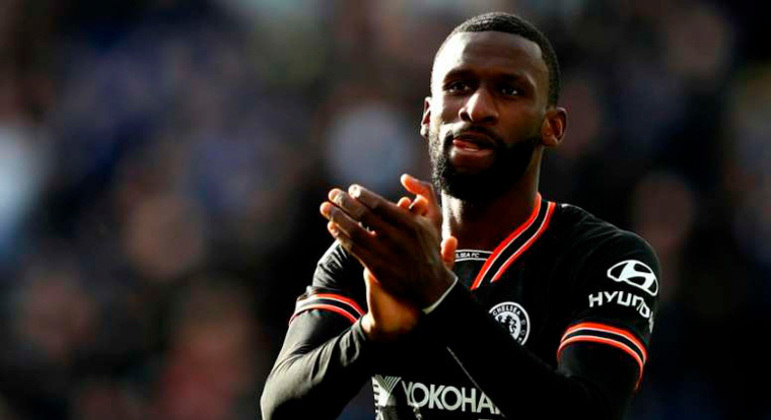 Antonio Rudiger - 28 anos - Zagueiro - Clube: Chelsea - Contrato até: 30/06/2022