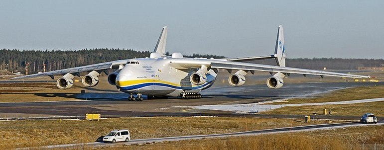 Antonov AN-225: maior avião do mundo