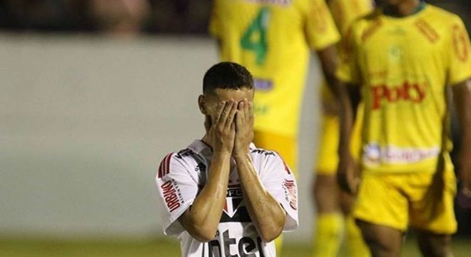 Antony se emocionou com gol marcado em homenagem a Larissa