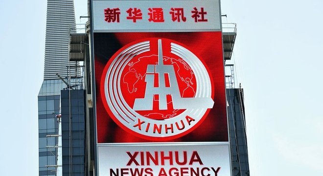 A agência de notícias chinesa Xinhua colocou um anúncio na icônica Times Square, em Nova York